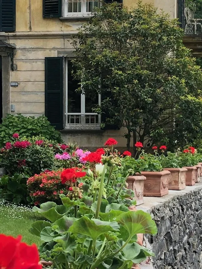 Bed & Breakfast B&B Villa Le Ortensie Faggeto Lario Italy
