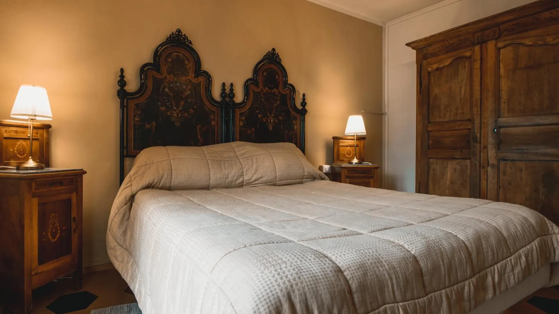 Bed & Breakfast B&B Villa Le Ortensie Faggeto Lario Italy