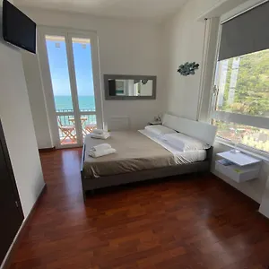 Sollevante 2*, Riomaggiore Italien