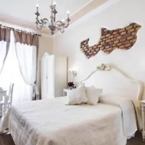 https://sweetly-home-roma.it-romehotels.com