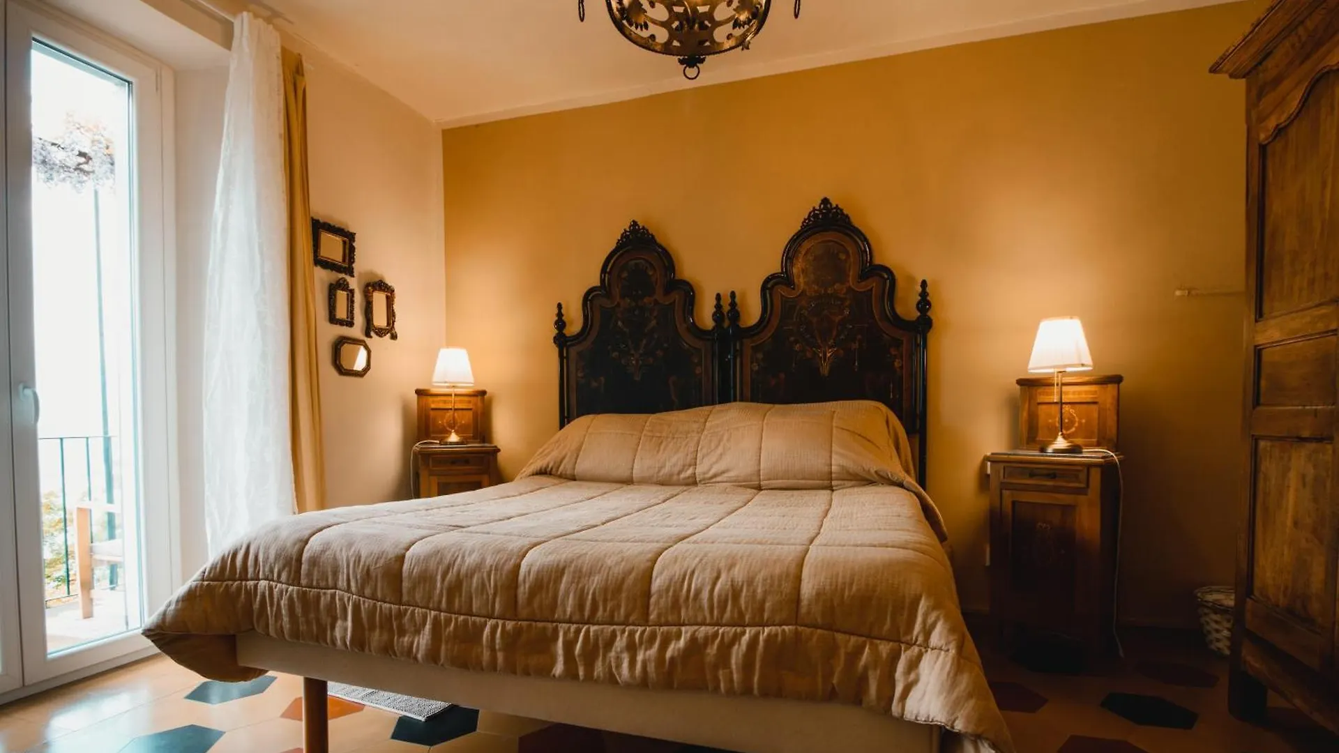 B&B Villa Le Ortensie Faggeto Lario イタリア