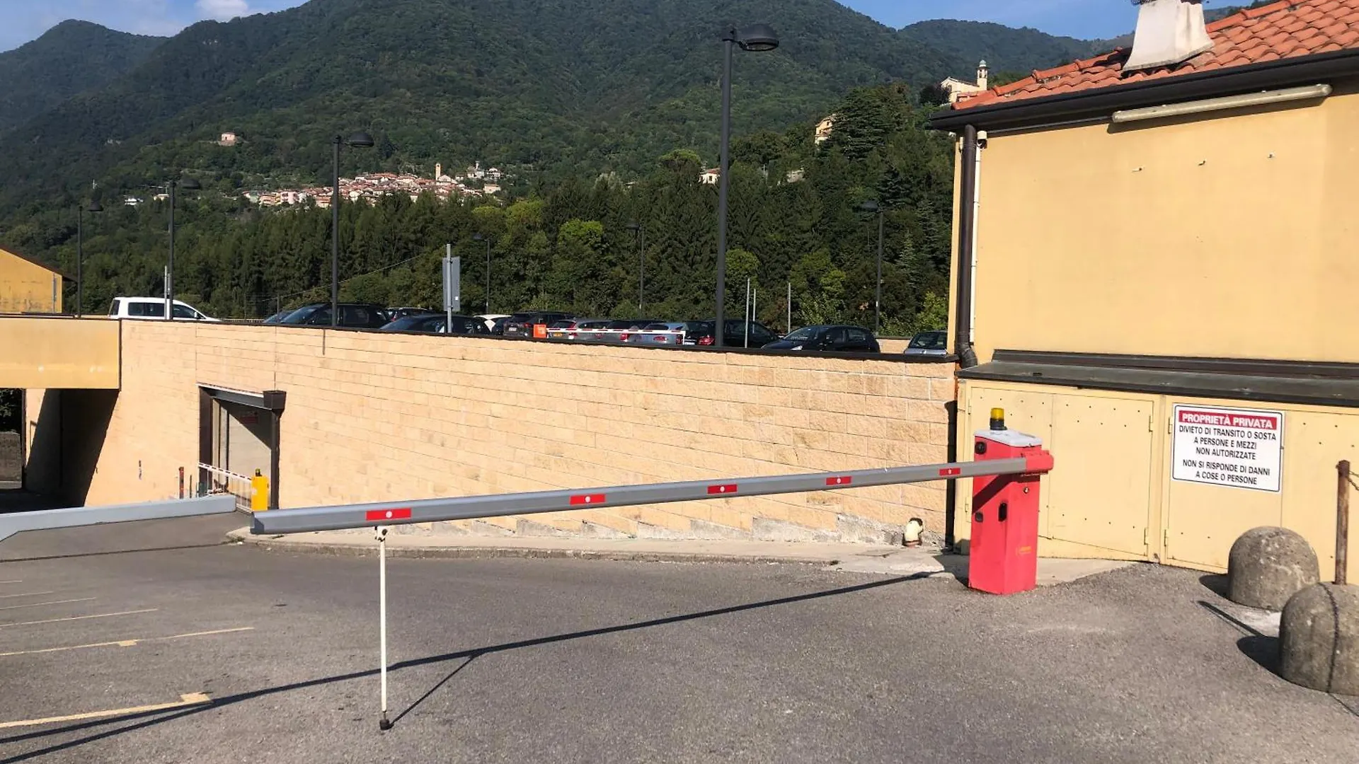 B&B Villa Le Ortensie Faggeto Lario イタリア